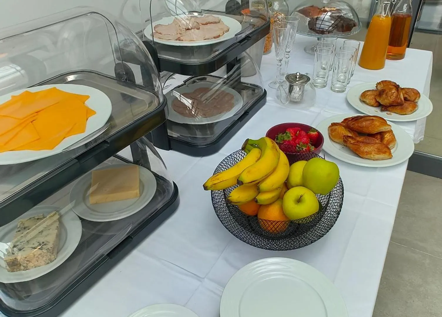 **  Hotel Alba Sliema Malta